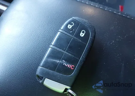 2014 Jeep Grand Cherokee Laredo z USA, uszkodzony, nr VIN 1C4RJFAG0EC132054